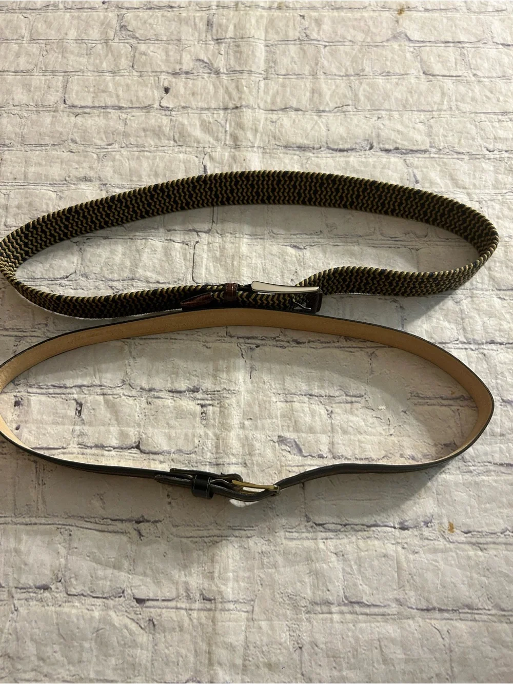 MEDICI FULL GRAIN LEATHER ON COWHIDE VTG & NAVY/TAN STRETCH CROC MEN BELTS